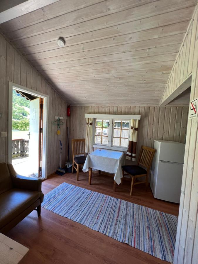 Vistdal Camping Myklebostad  Exterior foto